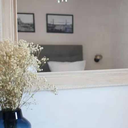 La Divine & Spa, Vue Mer, Au Calme Avec Piscine Et * Saint-Cyr-sur-Mer