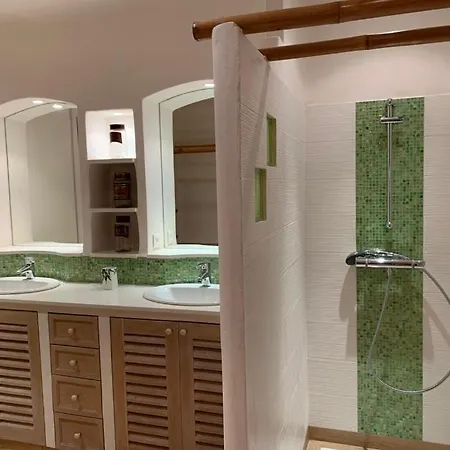 La Divine & Spa, Vue Mer, Au Calme Avec Piscine Et